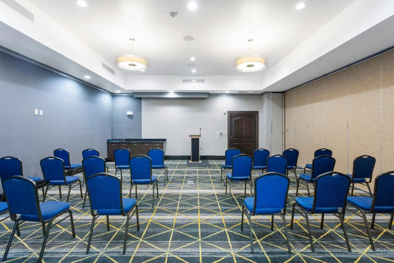 Holiday Inn Hotel & Suites Waco Northwest By Ihg Bellmead Buitenkant foto